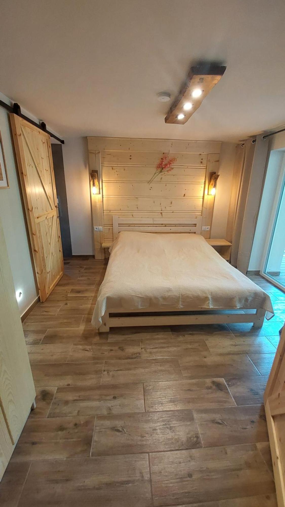 Affittacamere Julia-pokoje W Centrum, Ogrod, Sauna, Grill *